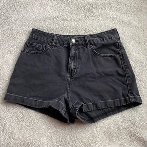 🪲 PacSun black mom shorts